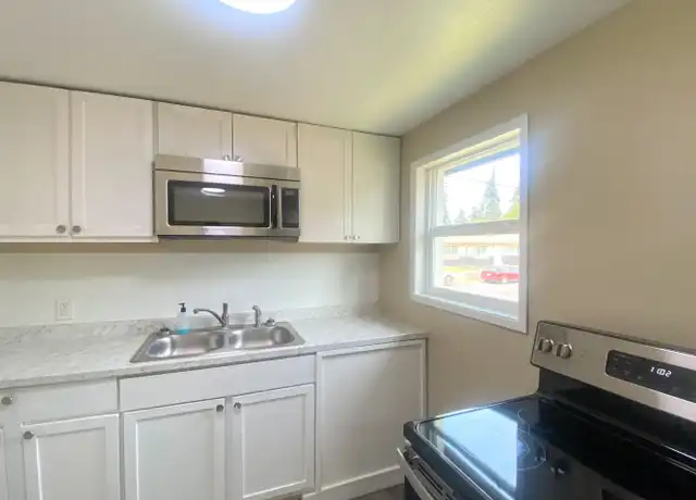 Property at 8814 Lochburn Ln SW Unit U-2, Lakewood, WA, 98499, 1 bed, 1 bath, [object Object]