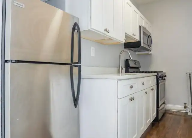 Property at 5744 S Stony Island Ave, Chicago, IL, 60637, 1 bed, 1 bath, [object Object]