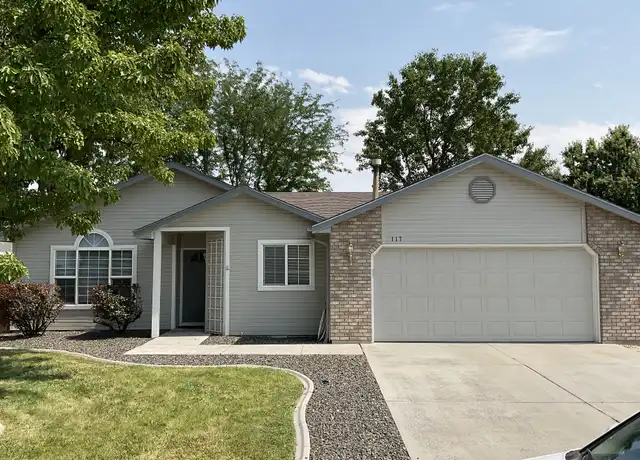 Property at 117 E Woodbury Dr, Meridian, ID, 83646, 3 beds, 2 baths, [object Object]
