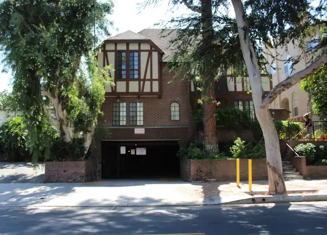 Property at 14228 Dickens St, Sherman Oaks, CA, 91423, 3 beds, 2 baths, [object Object]