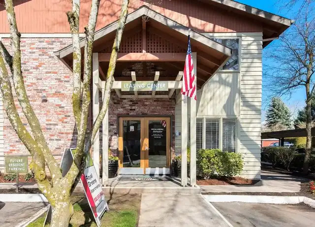 Property at Royal Greens Apartments - 2124 NE 19th St, Gresham, OR, 97030, 2 beds, 1-2 bath, [object Object]