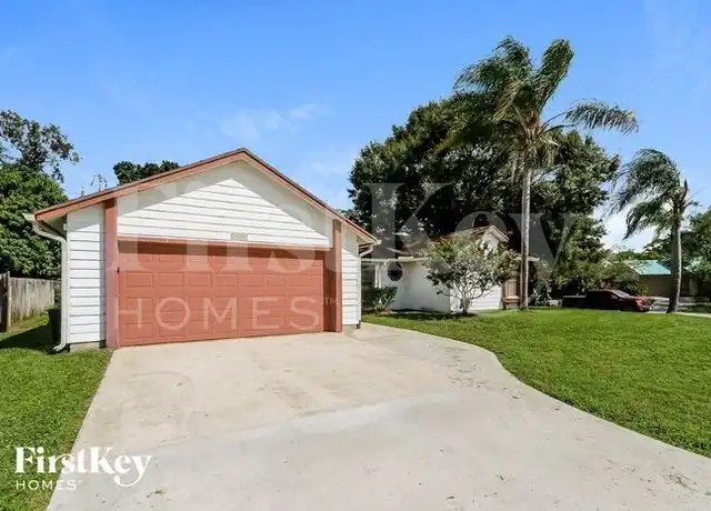 Property at 1401 SW Sudder Ave, Port Saint Lucie, FL, 34953, 3 beds, 2 baths, [object Object]