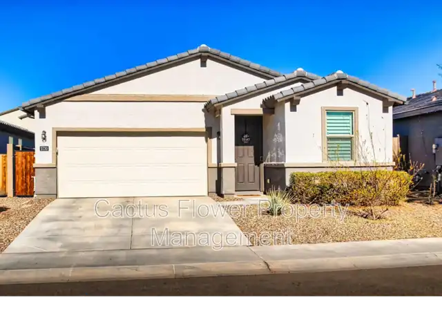 Property at 5730 W Odeum Ln, Phoenix, AZ, 85043, 3 beds, 2 baths, [object Object]