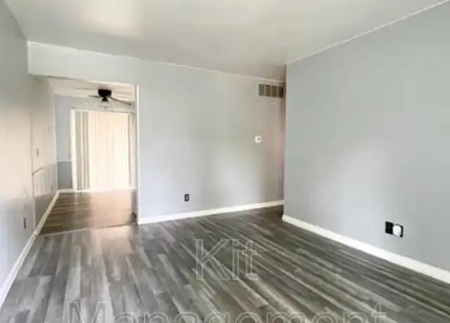 Property at 6215 Jackman Rd, Toledo, OH, 43613, 2 beds, 1 bath, [object Object]