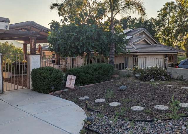 Photo of 30713 Burning Tree Dr, Canyon Lake, CA 92587