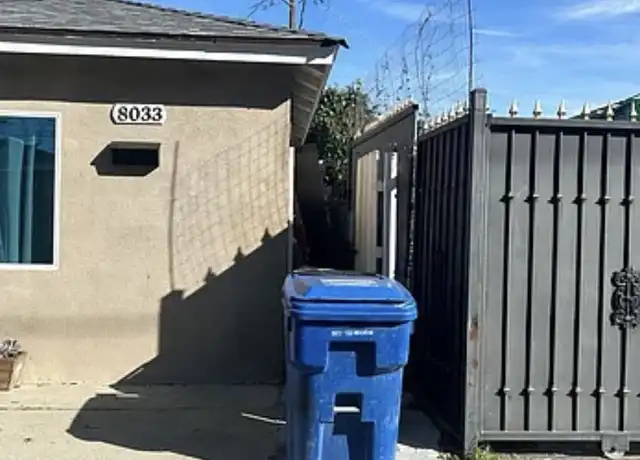 Property at 8033 Delco Ave Unit 8033, Winnetka, CA, 91306, 1 bed, 1 bath, [object Object]