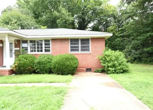 Property at 4109 5th St Unit B, Chesapeake, VA, 23324, 2 beds, 1 bath, [object Object]