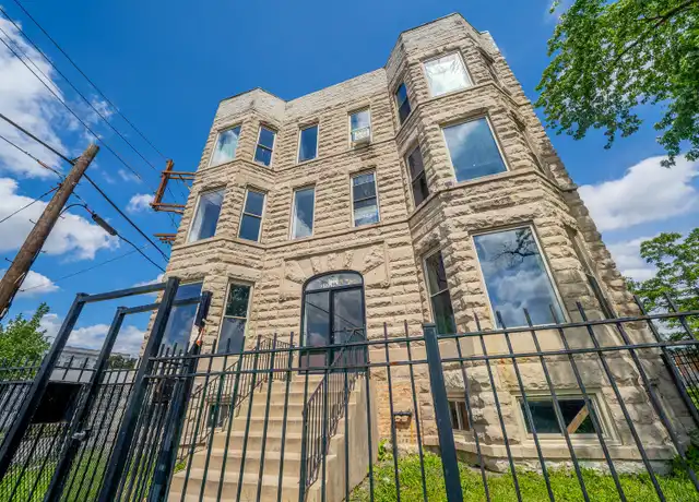 Property at 317 S Homan Ave Unit 3E, Chicago, IL, 60624, 3 beds, 1.5 baths, [object Object]
