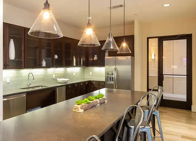 Property at Holden Heights - 525 W 24th St, Houston, TX, 77008, 1 bed, 1 bath, [object Object]