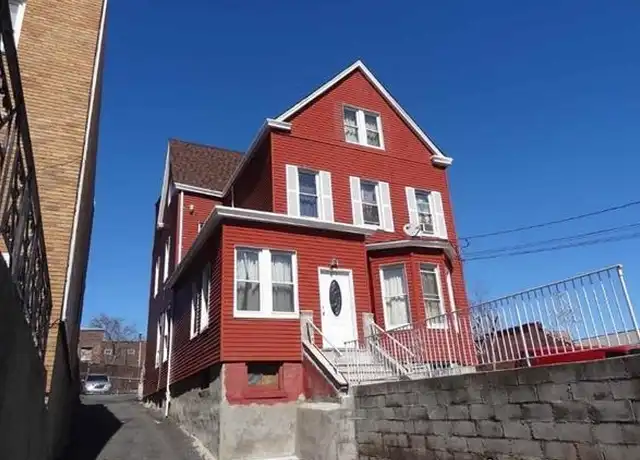 Property at 624 12th St Unit 1, Union City, NJ, 07087, 5 beds, 2 baths, [object Object]