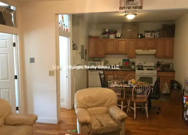 Property at 17 Cummings Rd Unit 2, Brighton, MA, 02135, 4 beds, 1 bath, [object Object]