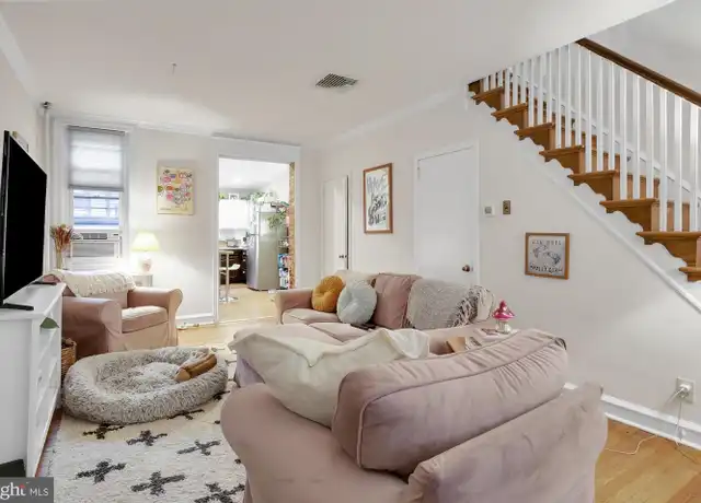 Property at 412 Greenwich St, Philadelphia, PA, 19147, 2 beds, 1 bath, [object Object]