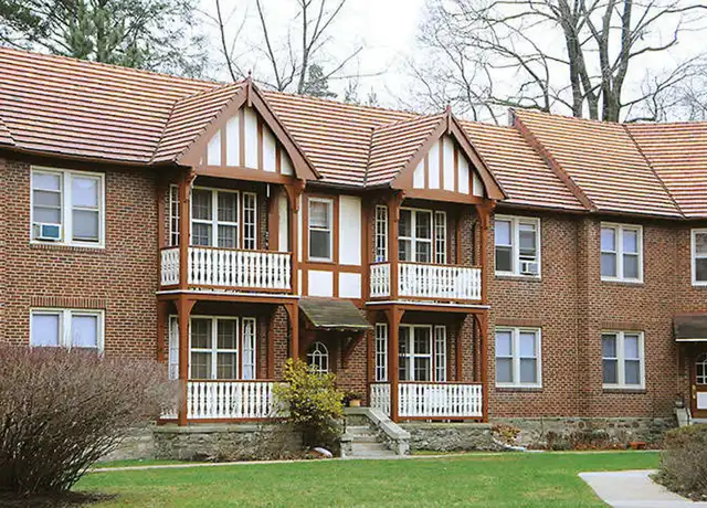 Property at 116 Windermere Ave Unit H3, Wayne, PA, 19087, 1 bed, 1 bath, [object Object]