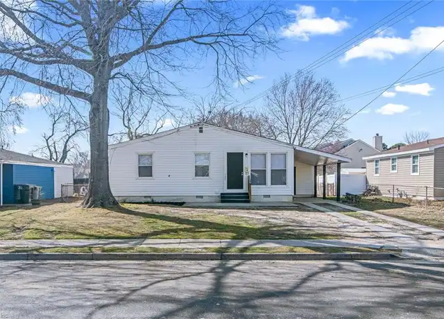 Property at 127 Ransone St, Hampton, VA, 23669, 3 beds, 1 bath, [object Object]