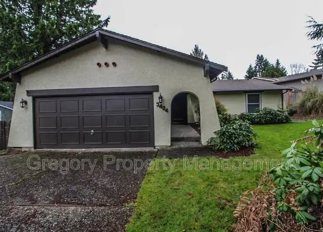 Property at 3404 179th Ave NE, Redmond, WA, 98052, 4 beds, 2 baths, [object Object]