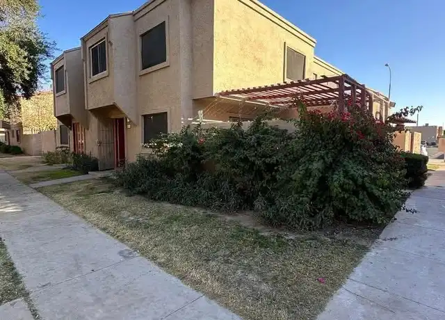 Property at 4056 W Mesquite Ln, Phoenix, AZ, 85019, 3 beds, 1 bath, [object Object]