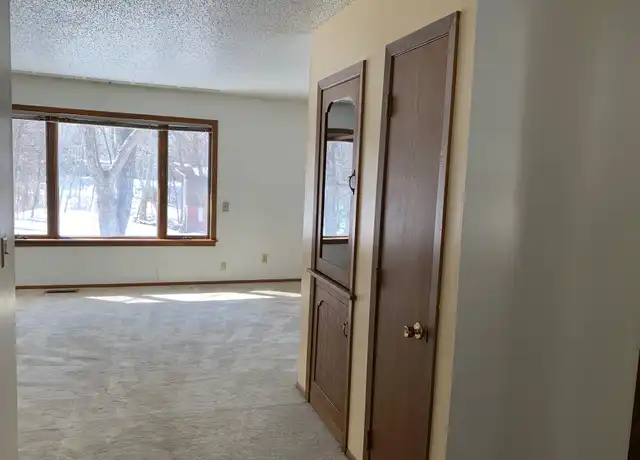 Property at 14902 Wildwood Rd, Burnsville, MN, 55306, 3 beds, 2 baths, [object Object]