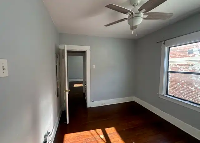 Property at 2033 E 4th St Unit 4, Long Beach, CA, 90814, 1 bed, 1 bath, [object Object]