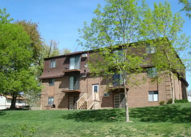 Property at 409 6th Ave #6, Coralville, IA, 52241, 2 beds, 1 bath, [object Object]
