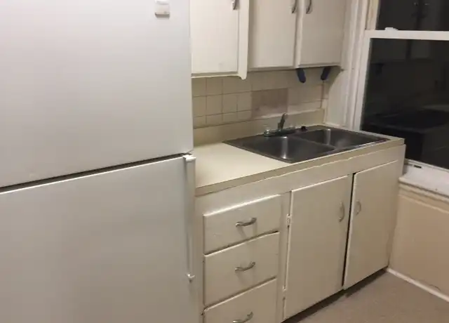 Property at 273 Central St, Gardner, MA, 01440, 2 beds, 1 bath, [object Object]