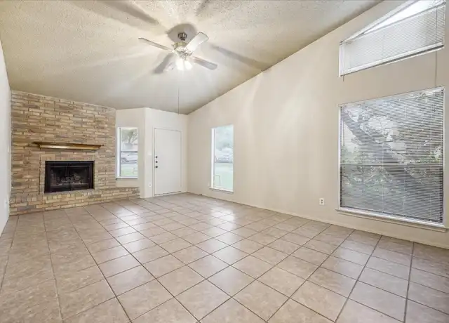 Property at 702 Rollingway Dr Unit A, Round Rock, TX, 78681, 2 beds, 1 bath, [object Object]