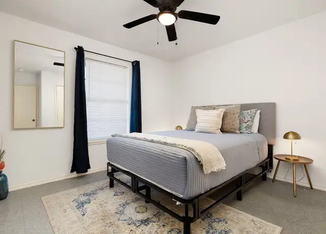 Property at 1320 Del Oro Ln Apt 11, Pharr, TX, 78577, 2 beds, 1 bath, [object Object]