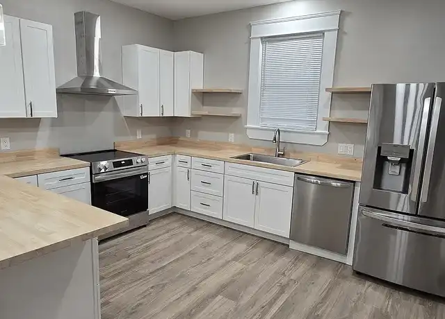 Property at 819 Marshall Ave SW Unit 1, Roanoke, VA, 24016, 2 beds, 1 bath, [object Object]