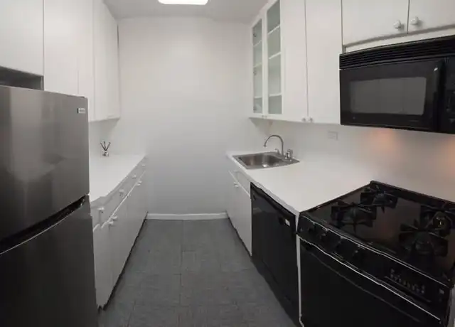 Property at 392 Central Park W Unit 8G, New York, NY, 10025, 0 beds, 1 bath, [object Object]