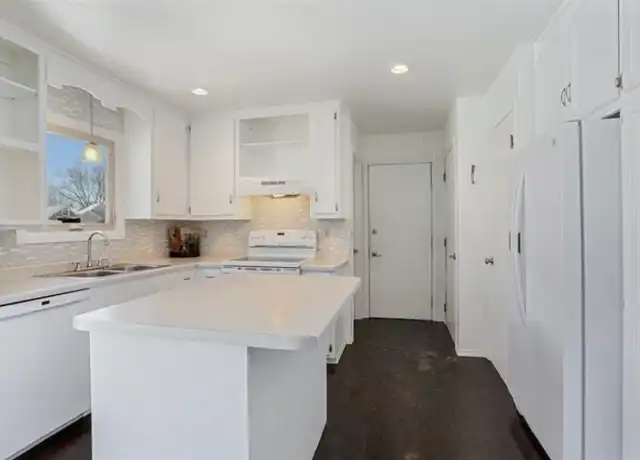 Property at 2165 Allouez Ave Unit 2167, Green Bay, WI, 54311, 3 beds, 1.5 baths, [object Object]