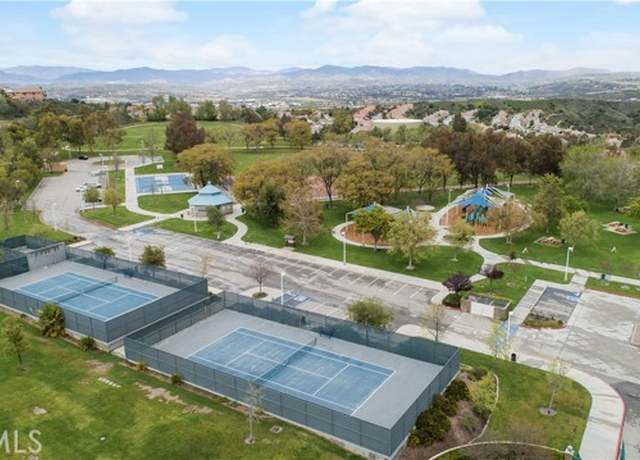 Photo of 25425 Shelley Pl, Stevenson Ranch, CA 91381