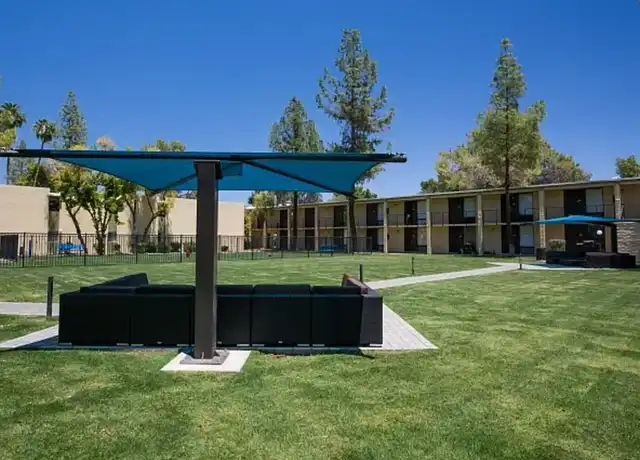 Property at Scottsdale 59 - 5900 E Thomas Rd, Scottsdale, AZ, 85251, 1-2 bed, 1 bath, [object Object]