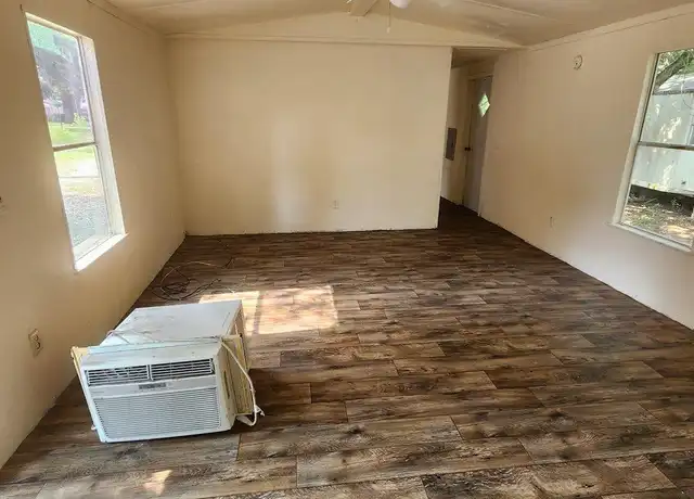 Property at 6212 Montgomery Ave Unit B, Pensacola, FL, 32526, 2 beds, 1 bath, [object Object]
