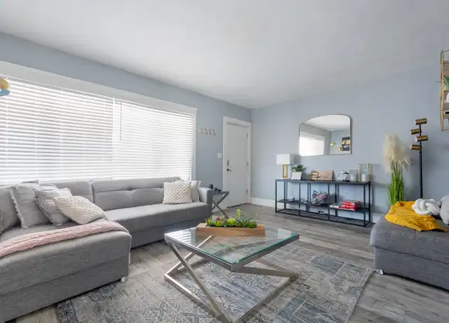Property at 8614 Vineyard Ave Unit A, Cleveland, OH, 44105, 2 beds, 1 bath, [object Object]