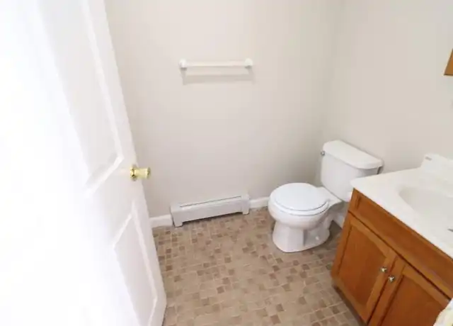 Property at 990 Wethersfield Ave #101, Hartford, CT, 06114, 1 bed, 1 bath, [object Object]