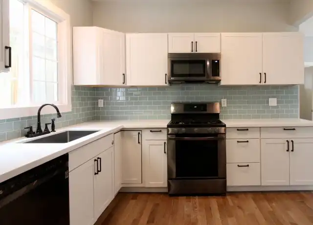 Property at 3812 S Hudson St Unit B, Seattle, WA, 98118, 2 beds, 1 bath, [object Object]