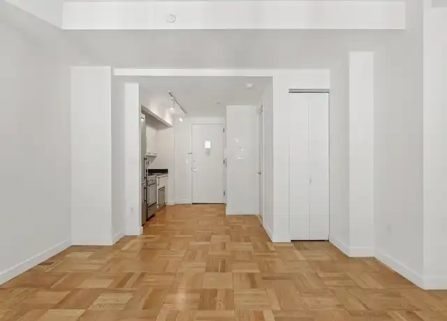 Property at 26 William St Unit 1031, New York, NY, 10005, 0 beds, 1 bath, [object Object]