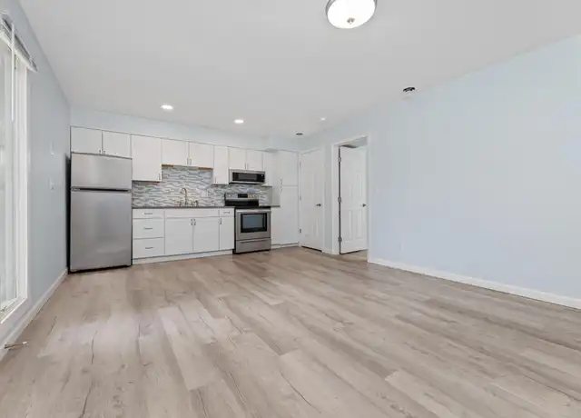 Property at 334 Old Gray Station Rd Unit 15, Johnson City, TN, 37615, 1 bed, 1 bath, [object Object]