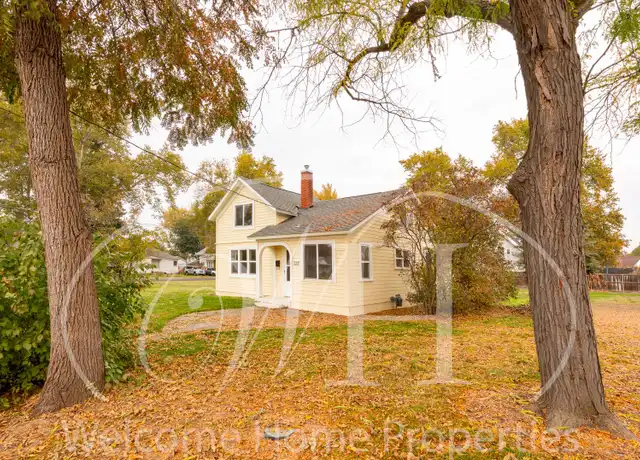 Property at 322 SW 1st St, College Place, WA, 99324, 2 beds, 1 bath, [object Object]