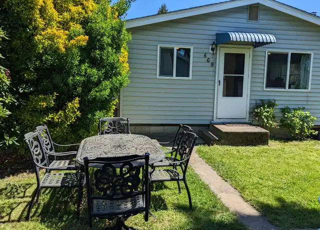 Property at 609 Morris Ave S Unit 609, Renton, WA, 98057, 2 beds, 1 bath, [object Object]