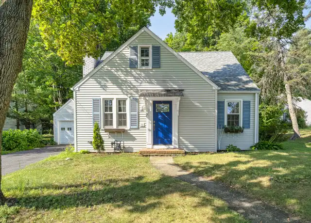 Property at 11 Boswell Rd, West Hartford, CT, 06107, 4 beds, 2 baths, [object Object]