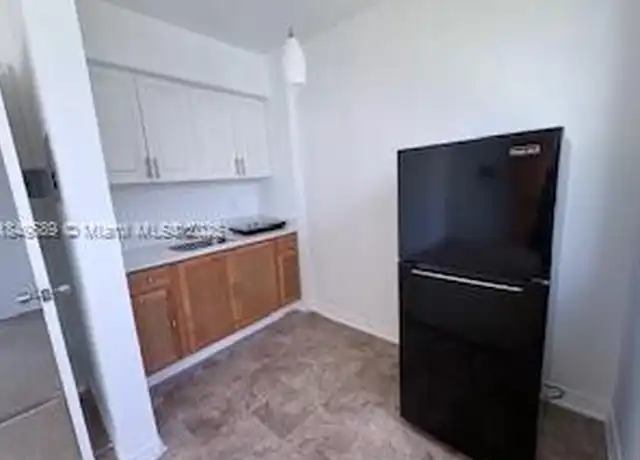 Property at 2046 SW 7th St Unit 4, Miami, FL, 33135, 1 bed, 1 bath, [object Object]