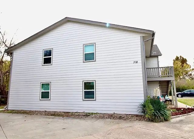 Property at 312 Falcon Ct Unit 2, Norman, OK, 73069, 2 beds, 1 bath, [object Object]