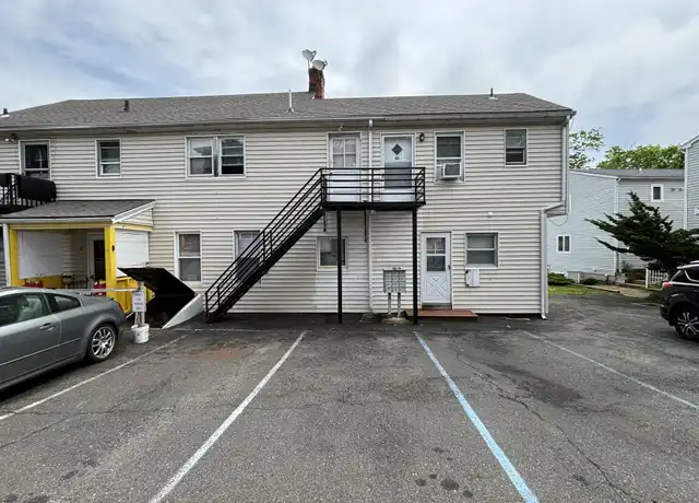 Property at 26 Fairfield Ave Unit 4F, Norwalk, CT, 06854, 1 bed, 1 bath, [object Object]