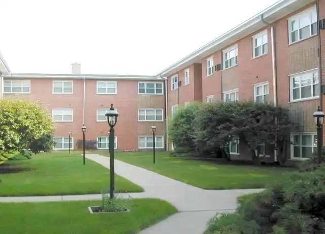 Property at 2349 W Jarvis Ave, Chicago, IL, 60645, 1 bed, 1 bath, [object Object]
