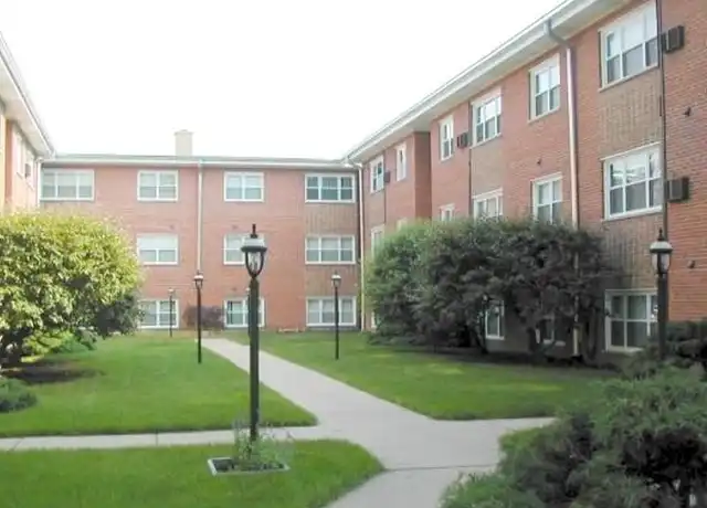 Property at 2349 W Jarvis Ave, Chicago, IL, 60645, 1 bed, 1 bath, [object Object]
