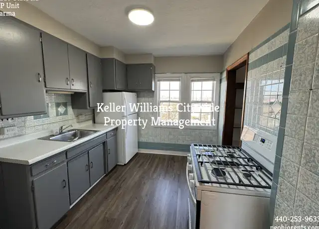 Property at 5240 State Rd, Cleveland, OH, 44134, 2 beds, 1 bath, [object Object]