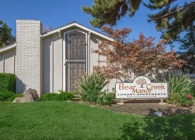 Photo of 2929 M St, Merced, CA 95348