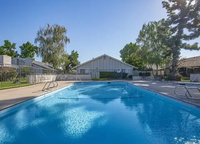 Photo of 2929 M St, Merced, CA 95348