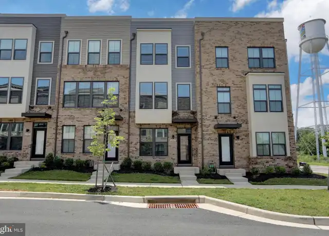Property at 1927 Four Roses St, Dundalk, MD, 21222, 4 beds, 4 baths, [object Object]