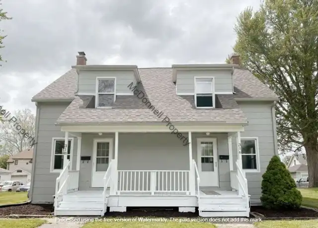 Property at 316 S Elmwood Ave, Davenport, IA, 52802, 2 beds, 1 bath, [object Object]